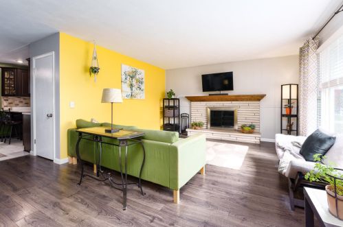 127 Melody Ave, Kalamazoo, MI 49002-6217