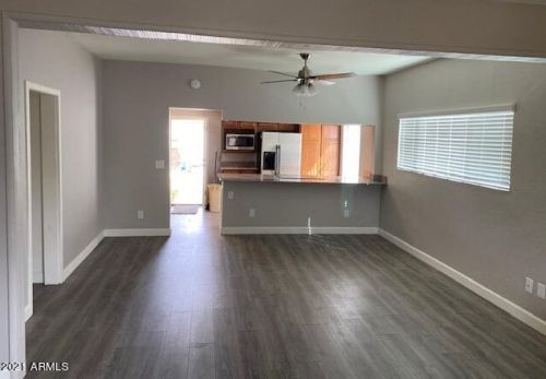 7601 27th Ave, Phoenix AZ  85051-6601 exterior