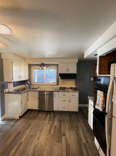 348 Moon Clinton Rd, Moon Twp PA  15108-2432 exterior