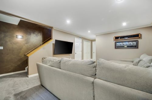 253 Goethe St, Chicago IL 60610-1803 exterior