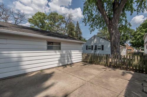 6135 36th St, Milwaukee WI  53221-4619 exterior