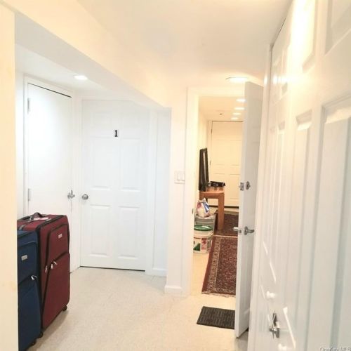 530 Van Nest Ave, Bronx NY 10462-3508 exterior