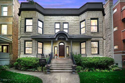 4872 Paulina St, Chicago, IL 60640-4106