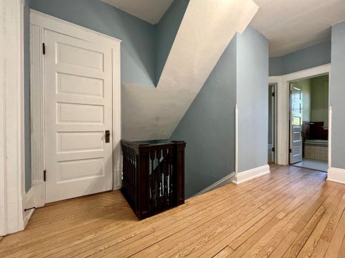 2834 Prospect Ave, Milwaukee WI  53211-3770 exterior