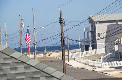 21 Dover Ave, Lavallette NJ 08735-2704 exterior