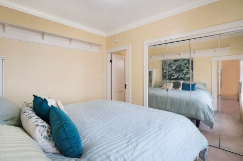 204 Cass St, Berrien Springs MI 49103-1217 exterior