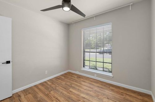 5407 Claymoor Dr, Austin TX 78723-4808 exterior