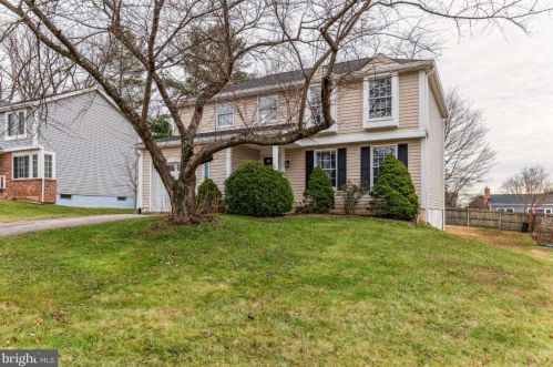 13166 Cabinwood Dr, Silver Spring, MD 20904-3122