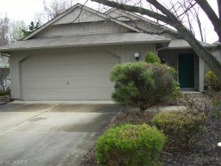 13027 Olympus Way, Cleveland OH  44149-3241 exterior