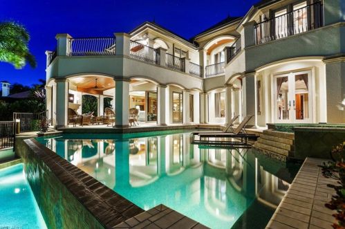 350 Devils Bight, Naples, FL 34103-2432