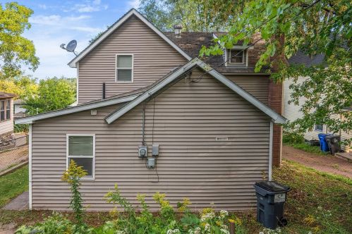 220 Belvidere St, Saint Paul MN 55107-3140 exterior