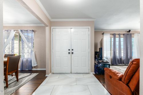 15614 29 Ave, Phoenix AZ 85053-4056 exterior