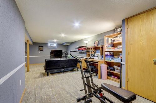 6342 Ohio Ave, Milwaukee WI  53219-4242 exterior