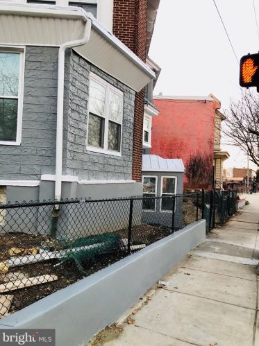 6442 Limekiln Pike, Philadelphia PA 19138-3103 exterior