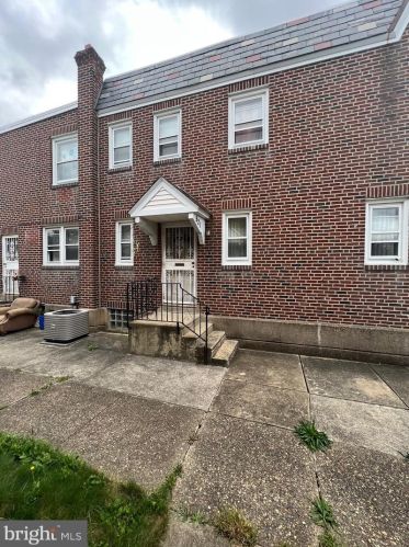 921 Friendship St, Philadelphia PA 19149-1621 exterior