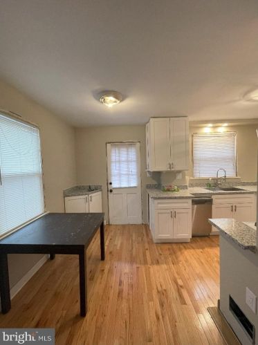 1019 47 St, Washington DC 20019-5205 exterior