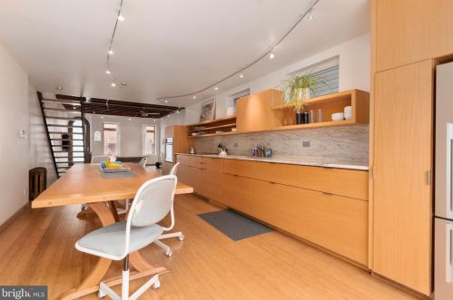 1124 13 St, Philadelphia PA 19147-4534 exterior