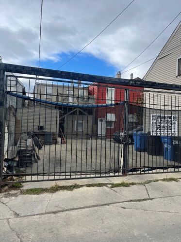 2627 Keeler Ave, Chicago IL 60652-3125 exterior