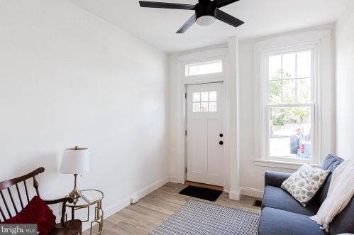 216 James St, Lancaster PA 17603-2910 exterior