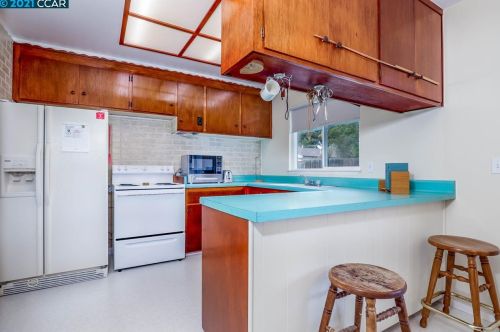 3514 Vancouver Way, Concord CA 94520-1551 exterior