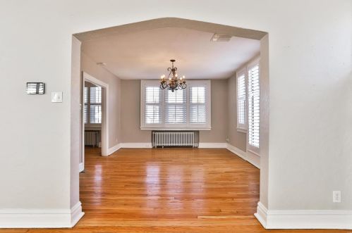 7037 Cornell Ave, Saint Louis MO 63130-2304 exterior