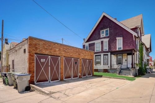 329 Center St, Milwaukee, WI 53212-2914