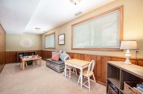 3625 Chamberlain Ave, Grand Rapids MI 49508-2608 exterior