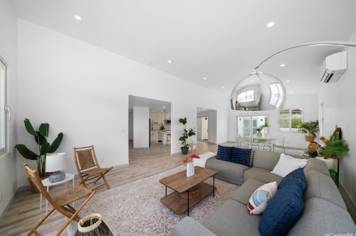 1132 Ala Aloalo St, Honolulu, HI 96818-2202