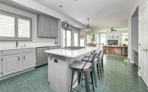 1636 Oakleaf Ln, Pittsburgh PA 15237-6708 exterior