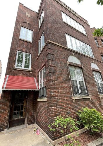 7431 Chappel Ave, Chicago, IL 60649-3619