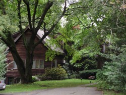 1905 Beacon St, Newton, MA 02468-1441