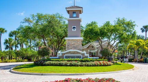 10051 Chadwick Dr, Fort Pierce FL 34987-2418 exterior