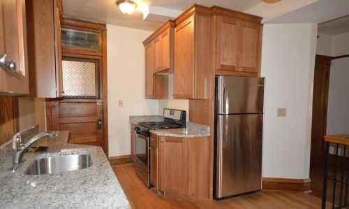 3800 Greenview Ave, Chicago IL 60613-2706 exterior