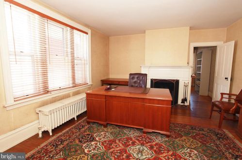 223 Washington St, Huntingdon PA 16652-1525 exterior