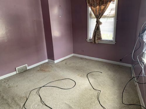 2432 73rd St, Chicago IL 60638-5918 exterior