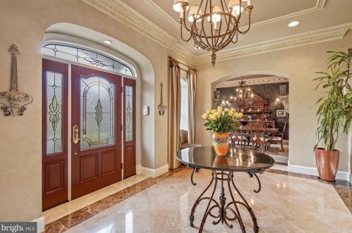 11300 Glen Rd, Rockville MD 20854-1849 exterior