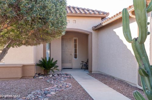 7655 Summer Scene Dr, Tucson AZ  85743-5184 exterior