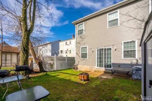 1777 Winfield St, Rahway NJ 07065-3540 exterior