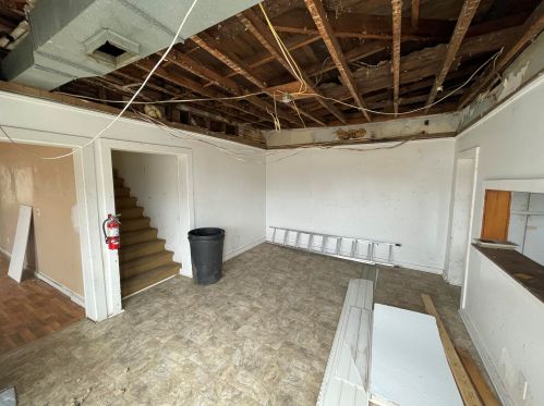 74 2 St, Cedar Springs MI 49319-9690 exterior