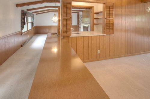 11927 Locust St, Milwaukee WI 53212-2642 exterior