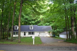 924 5th St, Kalamazoo, MI 49009-8508