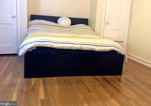 1362 Knorr St, Philadelphia PA 19111-4906 exterior