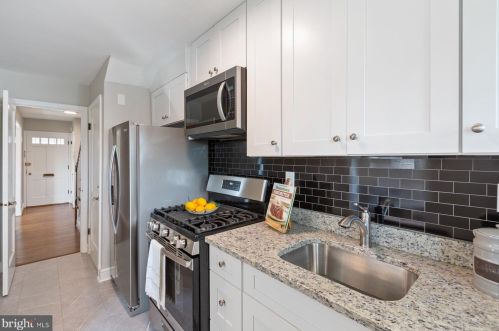 110 54th St, Washington DC 20019-6561 exterior