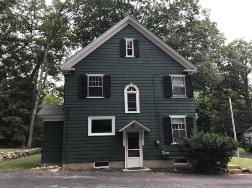 50 Ridge Rd, Concord NH  03301-3021 exterior