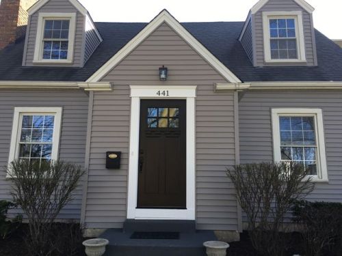 441 Argyle Ave, Elmhurst IL  60126-5820 exterior