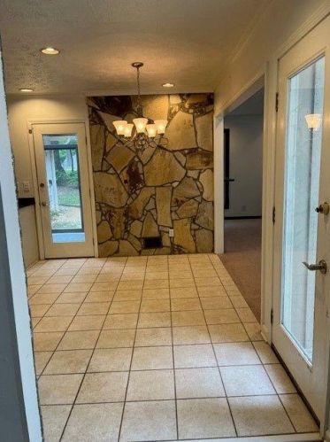 7135 Cherry Blf Dr, Atlanta GA 30350-1029 exterior