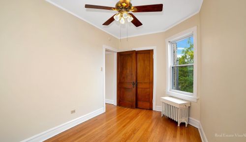 5442 Ludlam Ave, Chicago IL 60630-1413 exterior