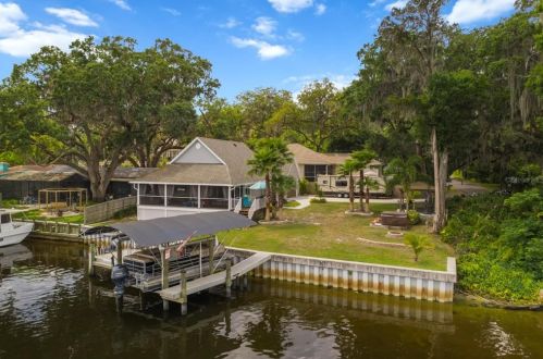 8402 Cleveland St, Riverview FL  33569-5115 exterior