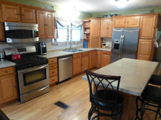 5615 Roosevelt Dr, Milwaukee WI  53216-3153 exterior