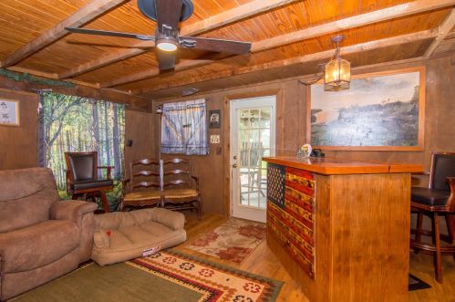 3832 Chicopee St, Fort Pierce FL 34953-5373 exterior